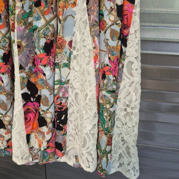 Entro S Sleeveless Ribbed Knit Top & Floral Skirt Tunic With Lace Panels - Picture 2 of 7